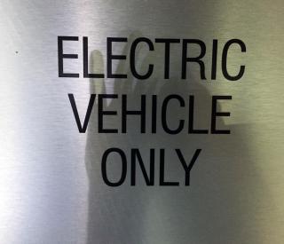 Electric vehicles sign